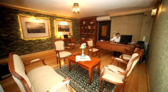 Lalinn Hotel