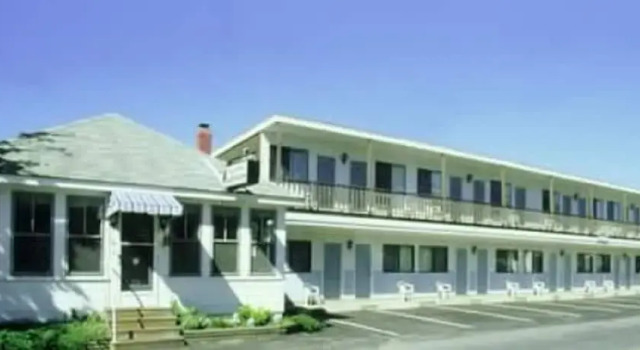 Seagrass Inn, Varaa Hotelli Hotellit New England uima-altaalla, Uima-allas