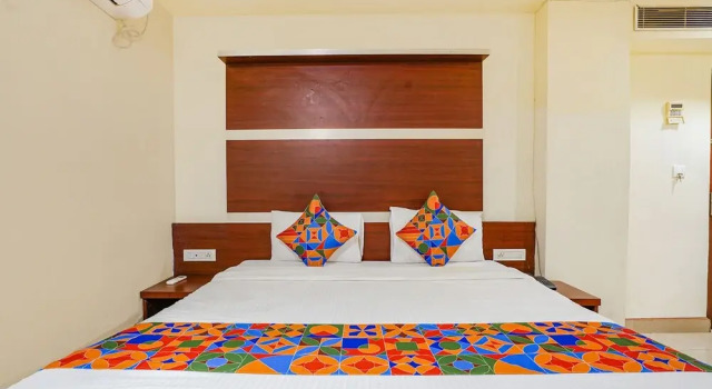 Номер Deluxe Fabhotel Golden Way