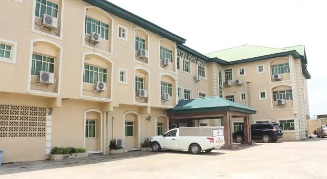 Люкс New Point Hotel And Suites
