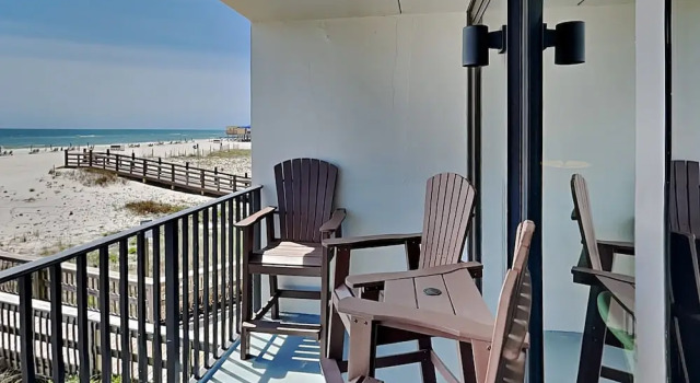 Номер Standard Island Sunrise #166 by Southern Vacation Rentals