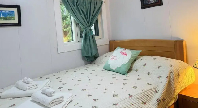 Коттедж с видом на сад Skyline Terrace Cottages