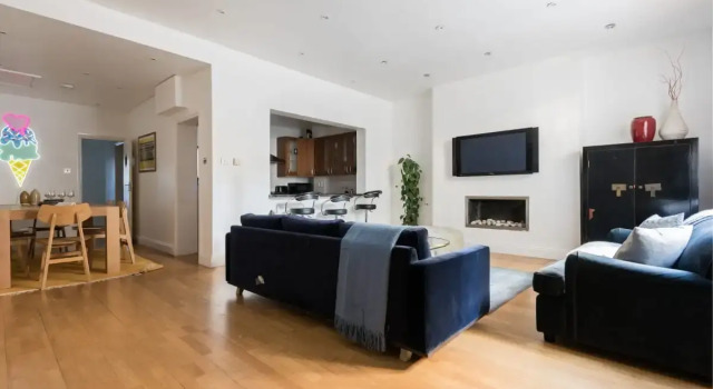 The Bayswater Gardens - Bright & Central 3BDR Home in Bayswater