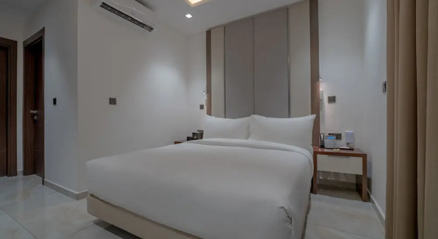 Номер Deluxe с балконом и с видом на город The Pelican Hotel Cantonments Accra