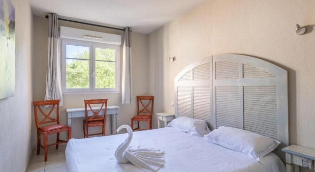 2-bedroom Near Lake Saint-cassien, Забронировать Апартаменты/квартира Отели в центре Кальяна, в центре