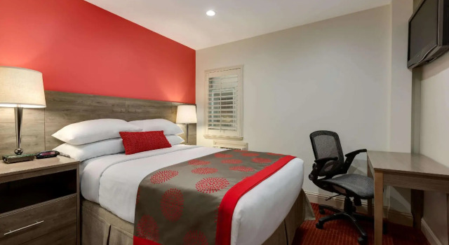 Двухместный номер Standard Ramada by Wyndham Oakland Downtown City Center