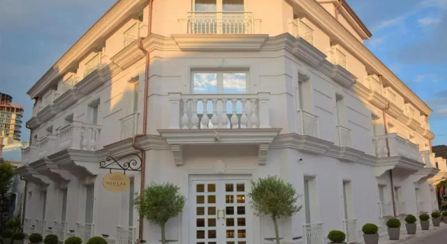 Moenia Boutique Hotel, Rezerwuj Boutique Hotel Durrës Durres County