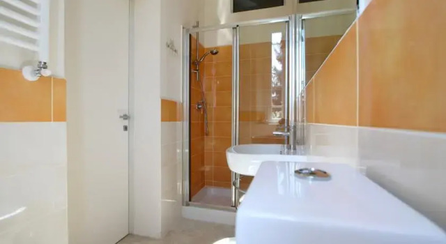 B&B Villa Lula Lucca, Book Hotel Hotels in Lucca with Parking, Parking