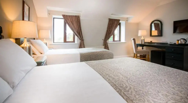 Двухместный номер Killarney Heights Hotel