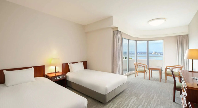 Номер Classic с видом на горы Grand Mercure Awaji Island Resort & Spa