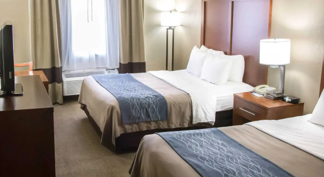 Номер Standard Comfort Inn Gurnee near Six Flags
