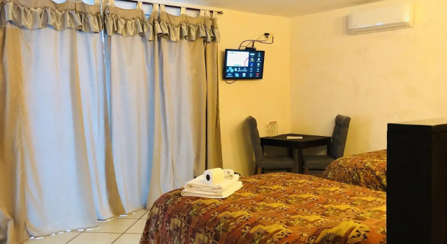 Hotel Camino Surreal Xilitla, Забронировать Отель Хилитла La Huasteca