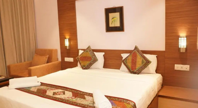 Номер Deluxe OYO 10323 Hotel Gorbandh