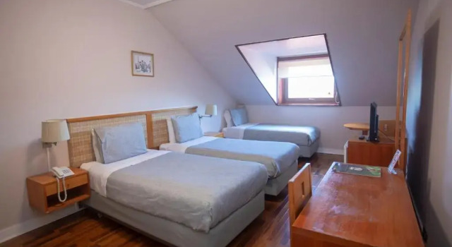 Трёхместный номер Standard Gran Hotel Vicente Costanera