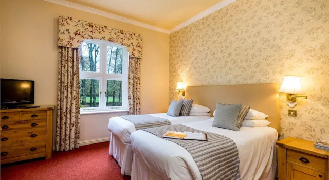 Номер Standard Glen-Yr-Afon House Hotel
