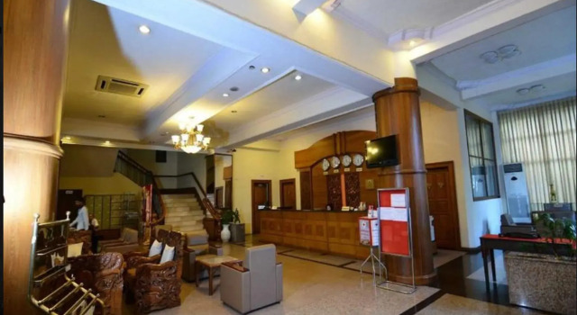 Asia Plaza Hotel, Забронировать Отель Янгон Янгон, рядом с Embassy of Canada