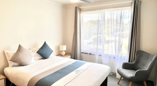Апартаменты Upstairs с 2 комнатами Port Campbell Motor Inn