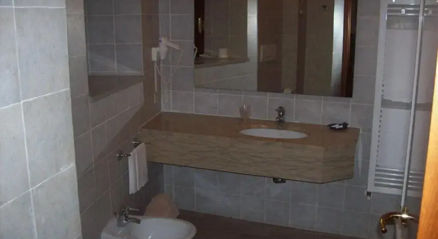 Трёхместный номер Standard Albergo Il Cacciatore