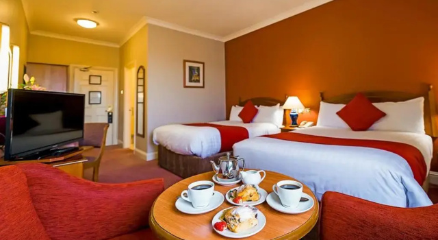 Семейный номер Standard Great National South Court Hotel