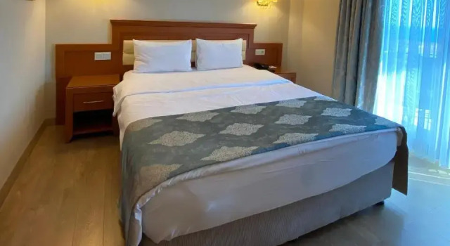 Двухместный номер Deluxe с видом на бассейн Premier Vista Hotel