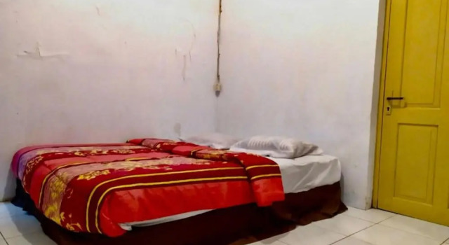Hotel O Eko Guest House, Book Guesthouse Hotels in Sulawesi with Parking, Parking