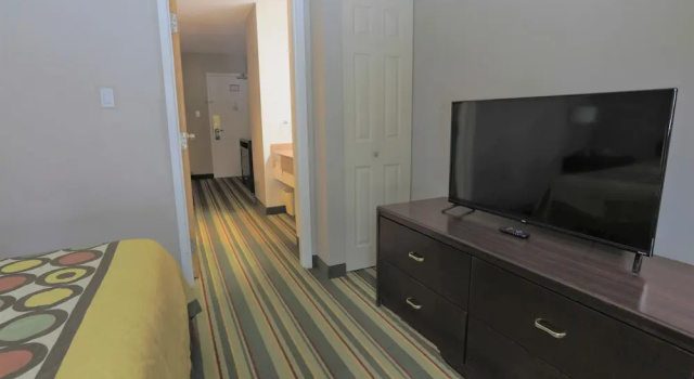 Люкс Standard Jolly Roger Inn & Resort