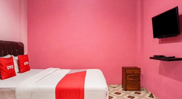 Номер Deluxe RedDoorz Syariah Way Halim Lampung