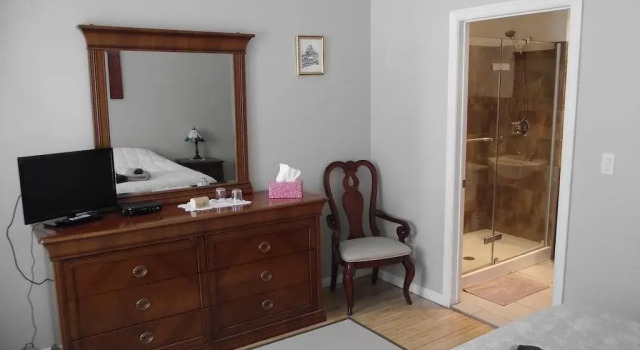 Bed & Breakfast Chez Marie-Claire, Boek Hotel 3-sterren hotels in Quebec, 3*