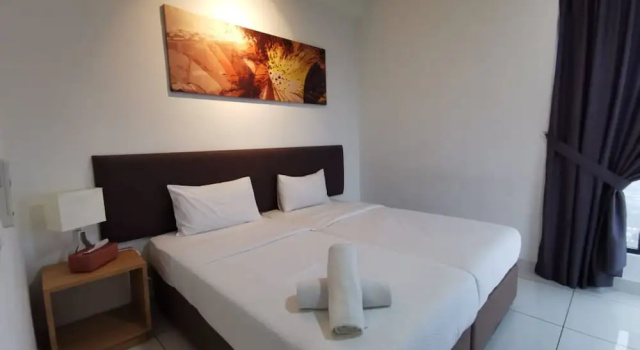 Номер Standard OYO Home 90400 One Tebrau Homestay
