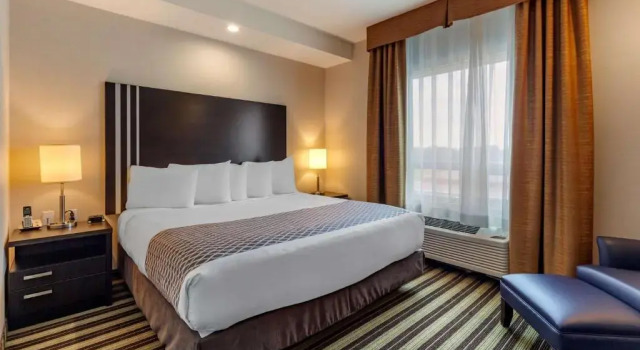 Двухместный люкс c 1 комнатой Best Western Plus Drayton Valley