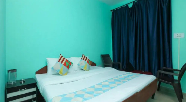 OYO Home 17323 Cozy Stay