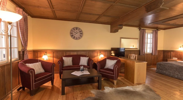 Семейный номер Standard с балконом и с видом на горы Hotel Kaiservilla