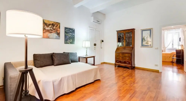 Borgo Vittorio near Saint Peter's square