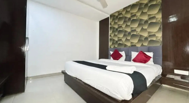 Семейный номер Standard с видом на город Hotel Areeba by The Golden Taj Group & Hotels