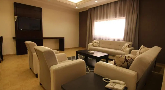 Люкс с 2 комнатами Sand Beach Suites