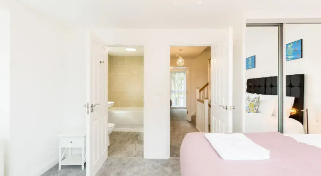 Sherlock Modern Home by Svelte Living, Забронировать Отель Отели Англии 3 звезды, 3*