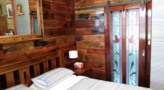 Двухместный люкс Deluxe Eagle Foundry Bed & Breakfast