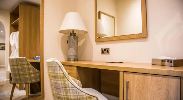 Двухместный люкс Superior The H Boutique Hotel