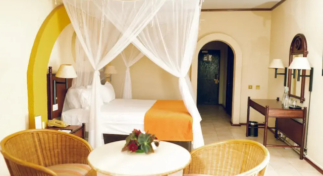 Двухместный номер Standard Elephant Hills Resort