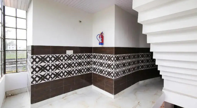 Hotel Lucky by OYO Rooms