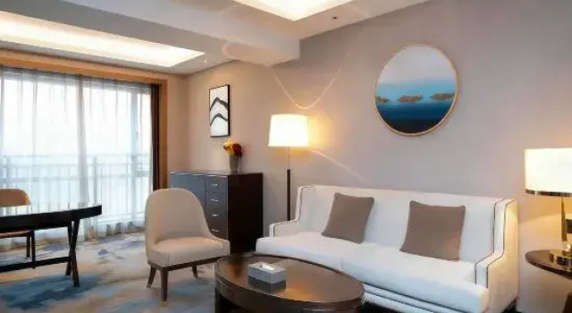 Люкс Executive Guiyang Shanrun Yunting Hotel (Shachong Road Subway Station)