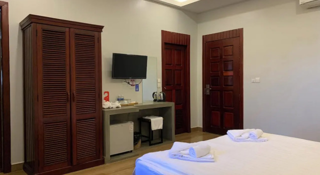 Номер Deluxe с видом на бассейн Nicos Hotel 2