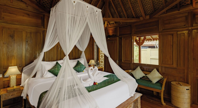 Suraya Ubud Villa, Rezervovat Vila Chaty v Bali, Chalupa