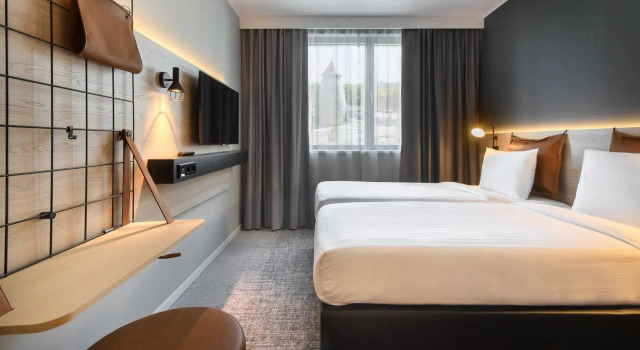 Двухместный номер Standard Moxy Stuttgart Feuerbach