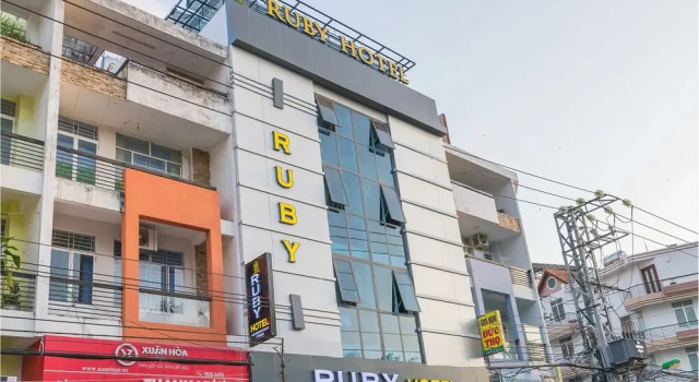 Oyo 186 Ruby Hotel, Забронировать Отель Нячанг Кханьхоа, рядом с Площадь 2/4