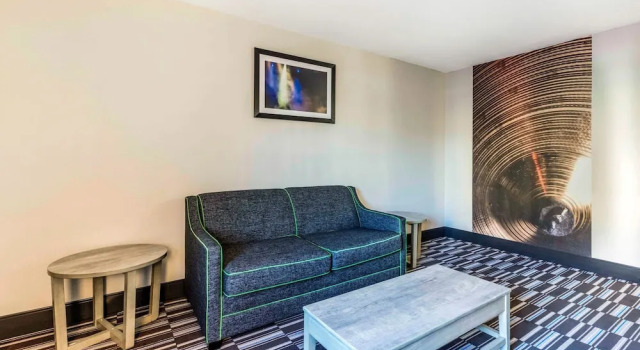 Люкс Comfort Inn Memphis Airport West