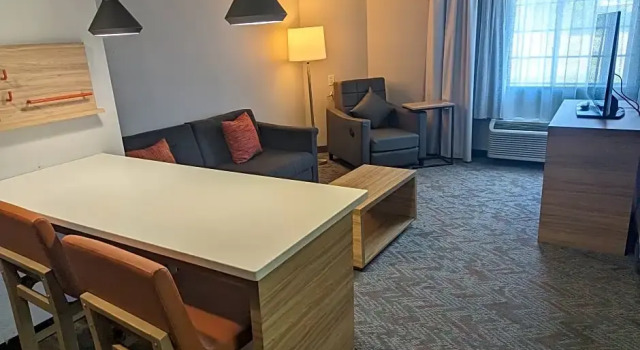 Люкс Candlewood Suites Wilson