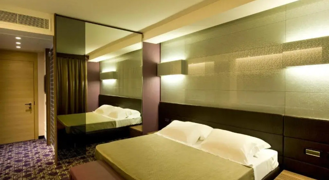 Двухместный номер Deluxe Viola Mhotel