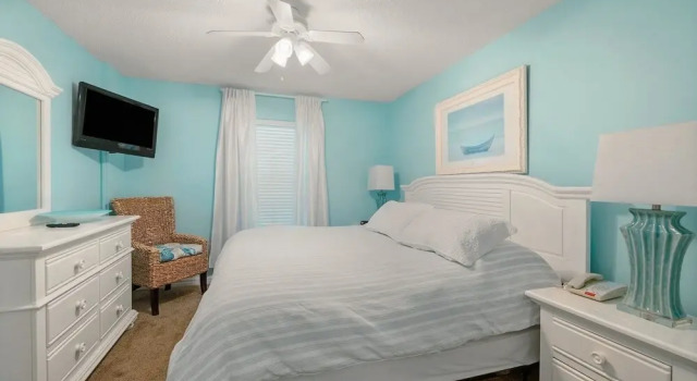 Pelican Beach 0805 1 Bedroom Condo by Pelican Beach Management, Забронировать Апартаменты/квартира Дестин Emerald Coast, рядом с Аквапарк Биг-Каунас