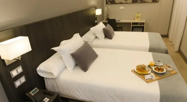 Трёхместный номер Standard Hotel Cruz de la Victoria
